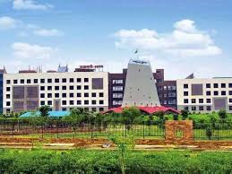 नौकरी या ट्रेडिंग? चुनना होगा एक रास्ता… शेयर बाजार से दूर होंगे सरकारी अफसर!..छग सरकार ने आखिर क्यों उठाया कदम?