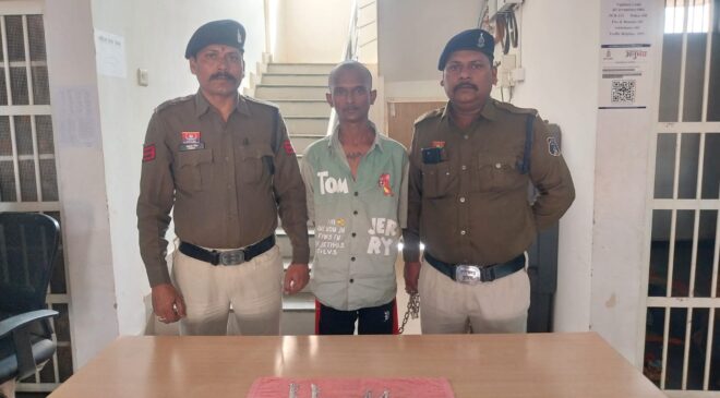 सूने मकान में चोरी करने वाला आरोपी गिरफ्तार, सोने-चांदी के आभूषण और 85,000 रुपये का मशरूका बरामद