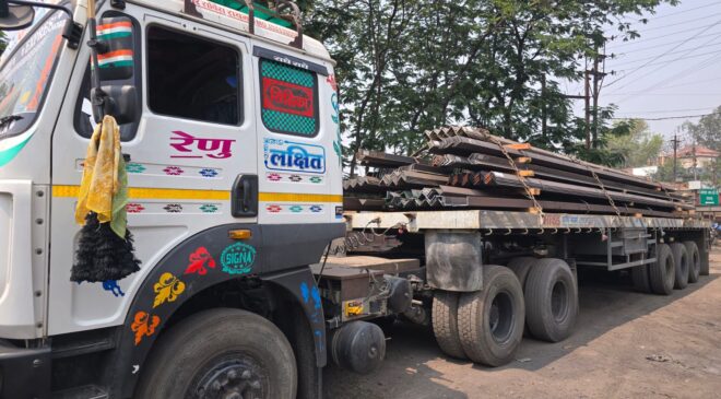 ट्रेलर में लोड 41 टन लोहे का एंगल को चोरी कर फरार हुए हेल्पर, आरोपी गिरफ्तार, ट्रेलर समेत 60 लाख की संपत्ति बरामद